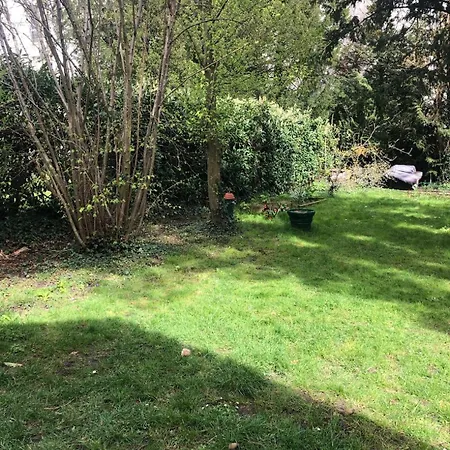 Petite Maison Dans Jardin Partage Apartment *
